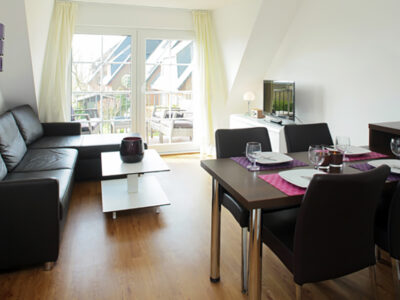 Inselperle_Wohnbereich_Essbereich_00